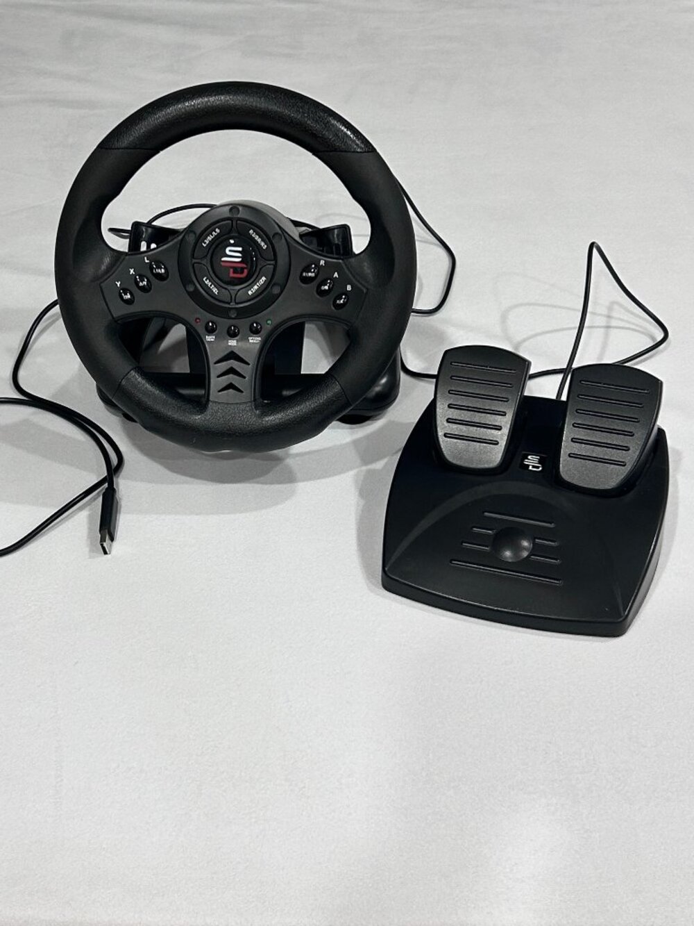 Subsonic Superdrive SV450 Racing Wheel & Pedals